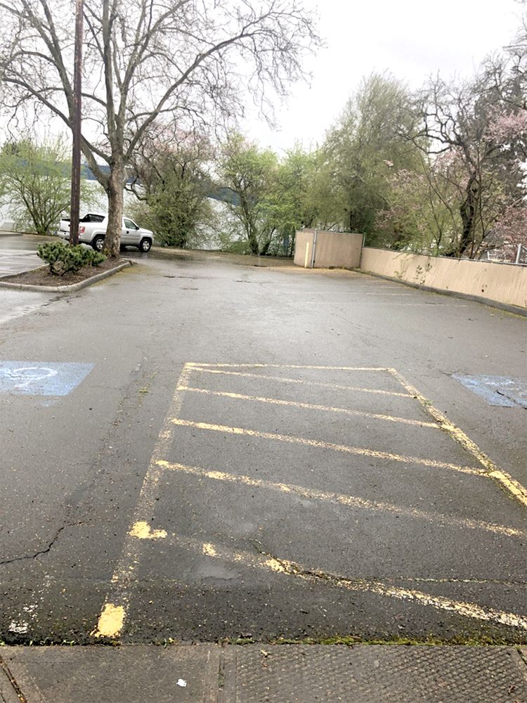 Stand Alone Building Lease Opportunity: 11636 SW Pacific Hwy, Portland, OR 97223